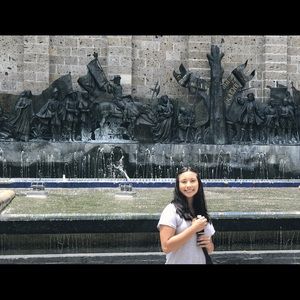 Meet your Posher, Julia